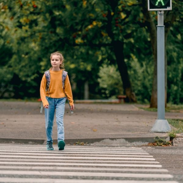 10 Essential Road Safety Rules for Kids