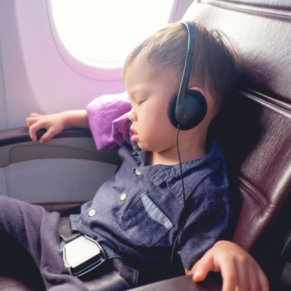 12 Tips to Prevent Ear Discomfort in Babies During Air Travel
