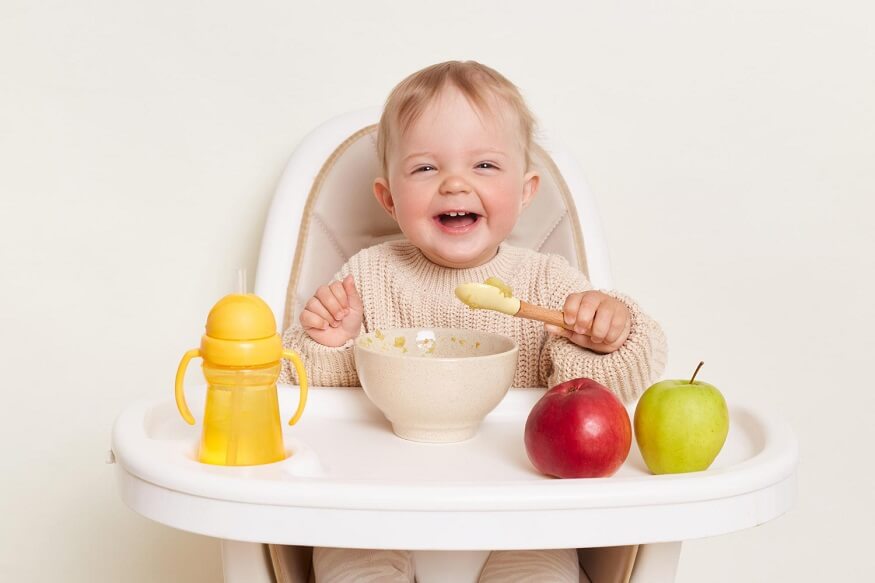 encourage-your-toddler-to-chew-food