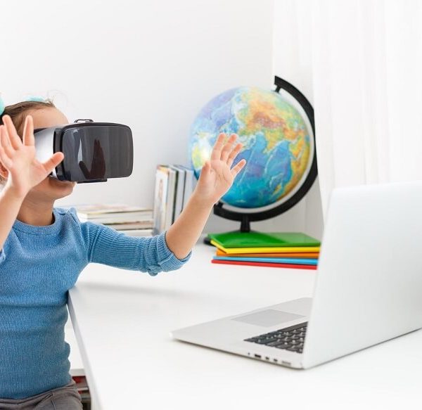 Benefits of Learning Through Virtual Reality for Kids