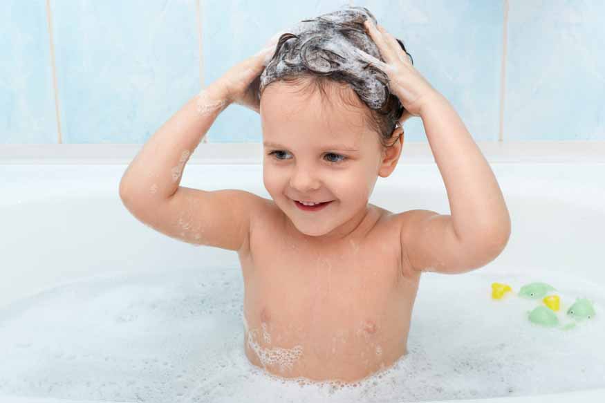 teaching-your-kids-how-to-bathe