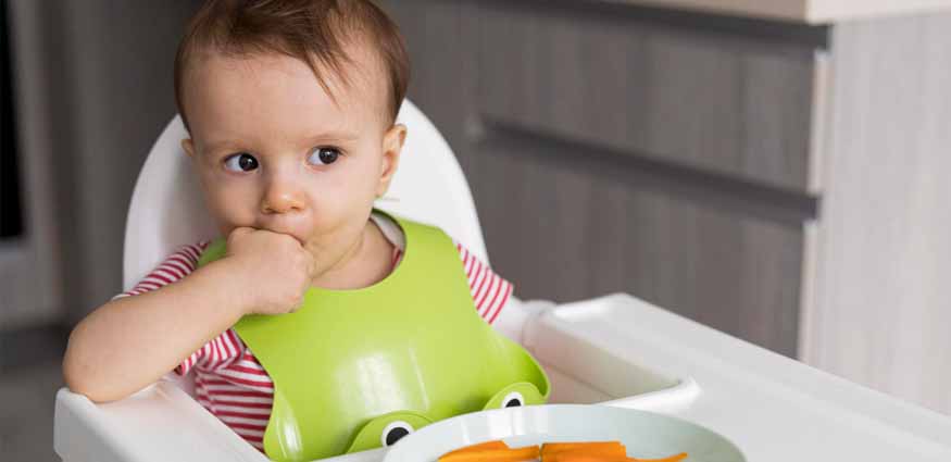 encouraged-my-toddler-to-eat-dinner